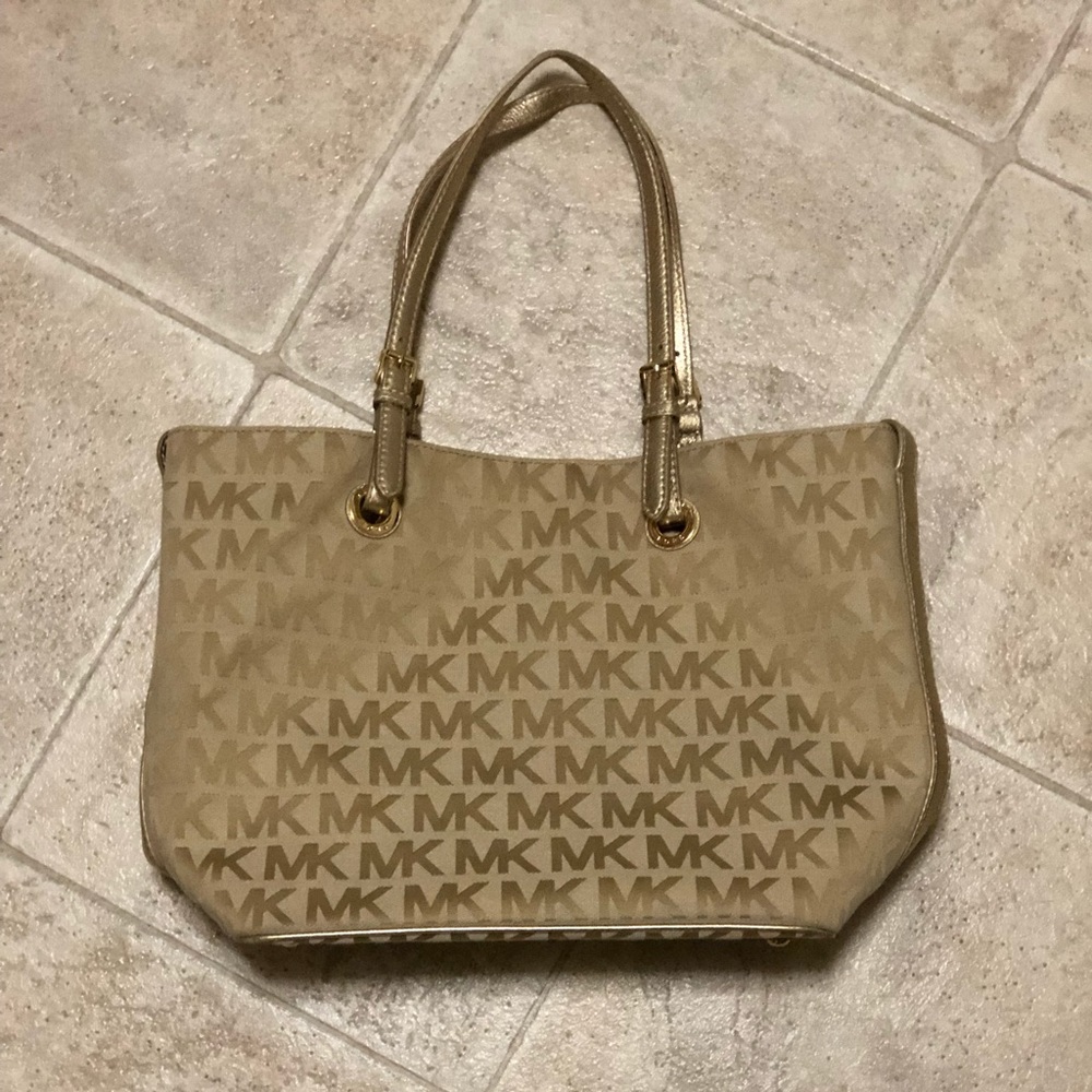 Michael Kors Handbag 👜
